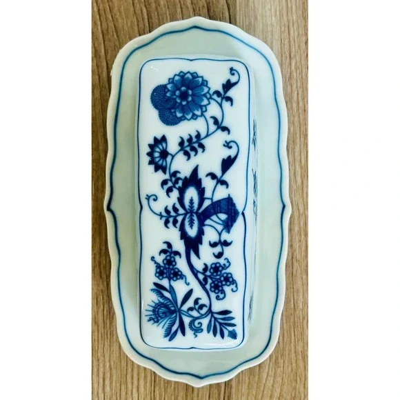 VintageBlue Danube Japan covered butter dish Blue Onion pattern Fine porcelain - Picture 10 of 12